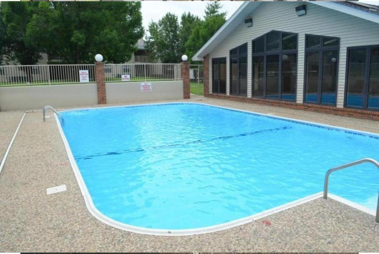 בראנסון 2Br Penthouse Condo - 2 Pools - Close To The Strip - Free Tickets Included - Fhc-24 מראה חיצוני תמונה